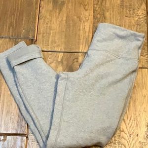 Lululemon fleece lined leggings. Size 6.